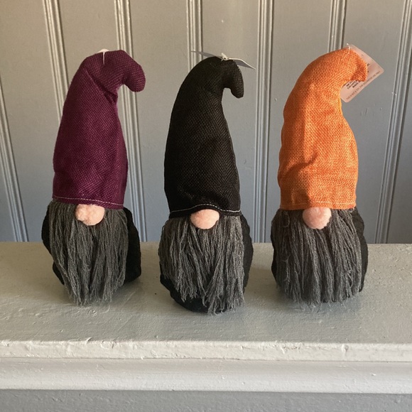 NWT- Set of 3- Purple, Orange & Black Hat get lkui Halloween Gnomes Decorations - Picture 4 of 17